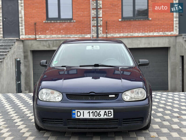 Синий Фольксваген Гольф, объемом двигателя 1.6 л и пробегом 284 тыс. км за 4250 $, фото 2 на Automoto.ua