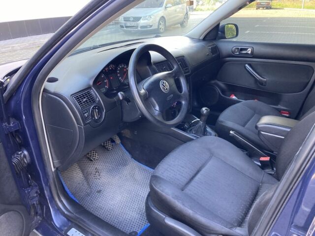 Фольксваген Гольф 2002 в Хмельницком на Automoto.ua Синий Фольксваген Гольф, объемом двигателя 1.4 л и пробегом 249 тыс. км за 3100 $, фото 5 на Automoto.ua