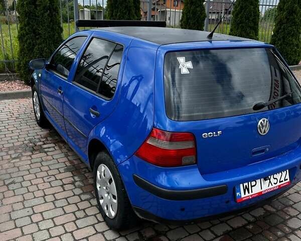 Синий Фольксваген Гольф, объемом двигателя 1.9 л и пробегом 377 тыс. км за 2500 $, фото 2 на Automoto.ua