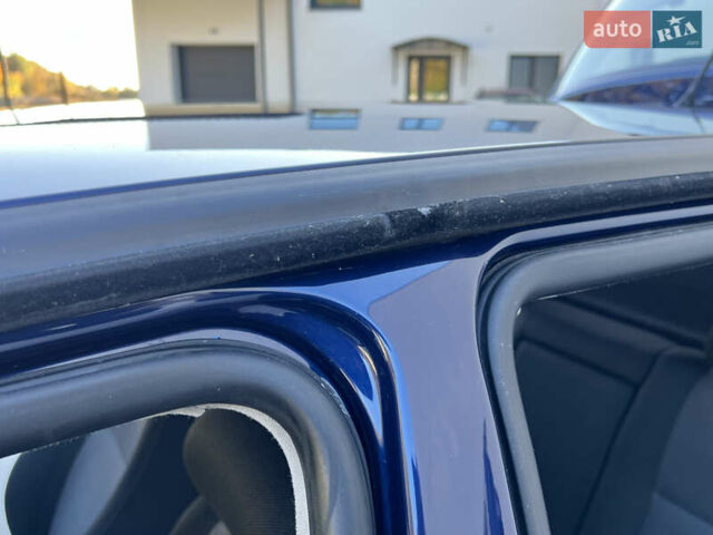 Синий Фольксваген Гольф, объемом двигателя 1.6 л и пробегом 284 тыс. км за 5350 $, фото 105 на Automoto.ua