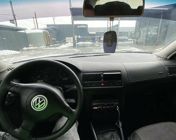 Синий Фольксваген Гольф, объемом двигателя 1.39 л и пробегом 350 тыс. км за 2599 $, фото 21 на Automoto.ua