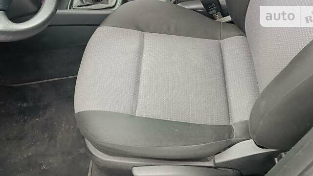 Синий Фольксваген Гольф, объемом двигателя 1.39 л и пробегом 190 тыс. км за 4500 $, фото 14 на Automoto.ua