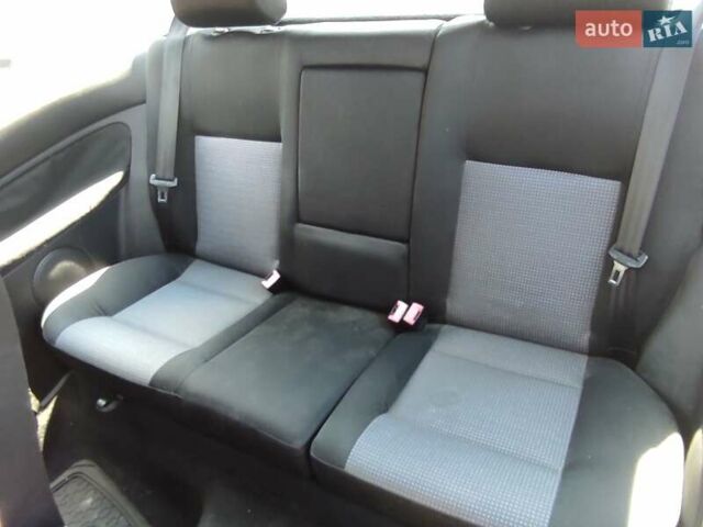 Синий Фольксваген Гольф, объемом двигателя 1.39 л и пробегом 309 тыс. км за 4500 $, фото 4 на Automoto.ua