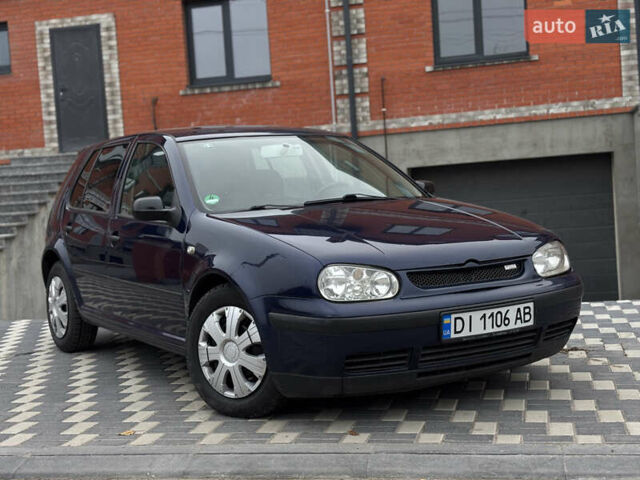 Синий Фольксваген Гольф, объемом двигателя 1.6 л и пробегом 284 тыс. км за 4250 $, фото 1 на Automoto.ua