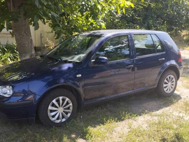 Синий Фольксваген Гольф, объемом двигателя 1.4 л и пробегом 241 тыс. км за 4200 $, фото 1 на Automoto.ua