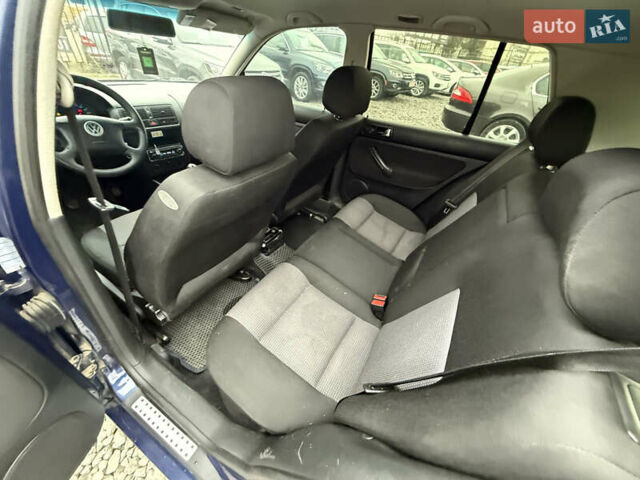 Синий Фольксваген Гольф, объемом двигателя 1.39 л и пробегом 283 тыс. км за 3999 $, фото 22 на Automoto.ua