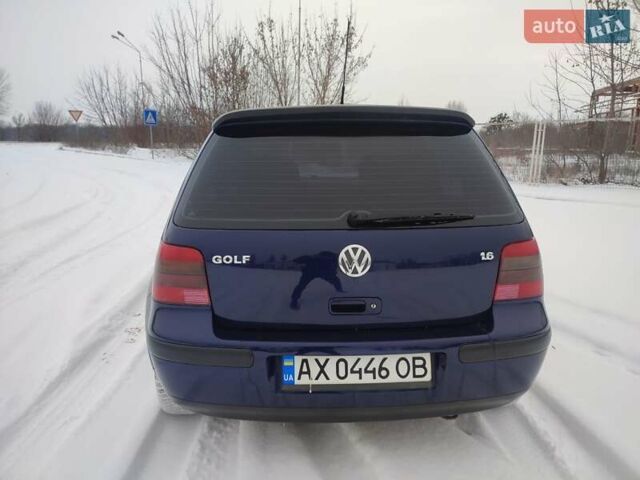 Синий Фольксваген Гольф, объемом двигателя 1.6 л и пробегом 207 тыс. км за 4450 $, фото 5 на Automoto.ua