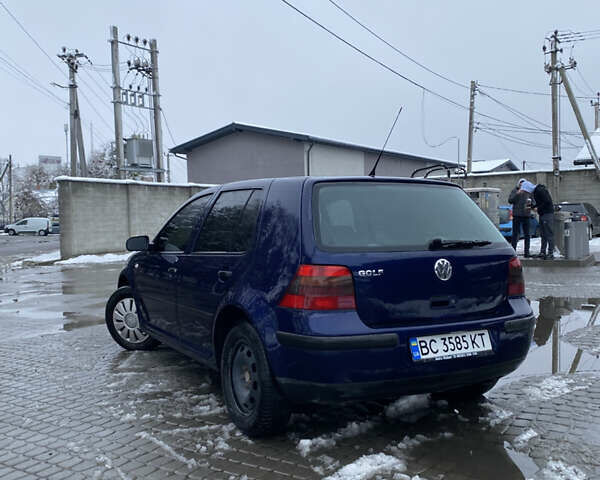 Синий Фольксваген Гольф, объемом двигателя 1.39 л и пробегом 356 тыс. км за 2799 $, фото 12 на Automoto.ua