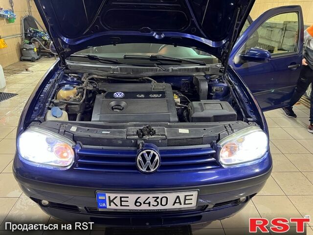 Синій Фольксваген Гольф, об'ємом двигуна 1.6 л та пробігом 290 тис. км за 4600 $, фото 5 на Automoto.ua