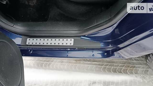 Синий Фольксваген Гольф, объемом двигателя 1.39 л и пробегом 190 тыс. км за 4500 $, фото 23 на Automoto.ua