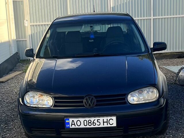 Синий Фольксваген Гольф, объемом двигателя 1.4 л и пробегом 327 тыс. км за 3500 $, фото 2 на Automoto.ua