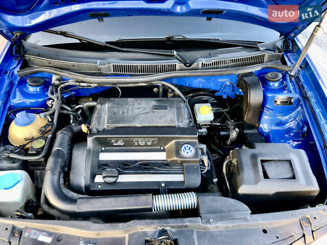 Синий Фольксваген Гольф, объемом двигателя 1.39 л и пробегом 274 тыс. км за 3850 $, фото 7 на Automoto.ua