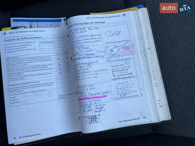 Синий Фольксваген Гольф, объемом двигателя 1.6 л и пробегом 284 тыс. км за 5350 $, фото 148 на Automoto.ua