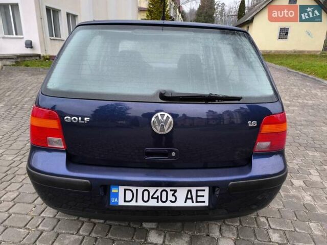Синий Фольксваген Гольф, объемом двигателя 1.6 л и пробегом 235 тыс. км за 4700 $, фото 2 на Automoto.ua
