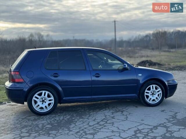 Синий Фольксваген Гольф, объемом двигателя 1.6 л и пробегом 296 тыс. км за 3600 $, фото 8 на Automoto.ua