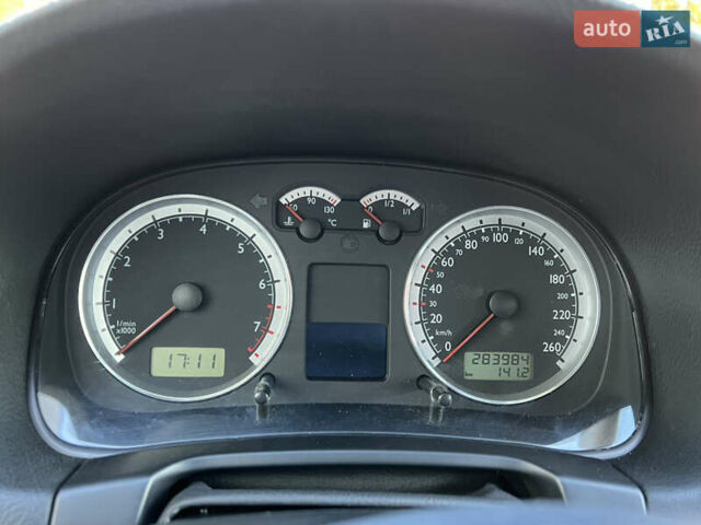 Синий Фольксваген Гольф, объемом двигателя 1.6 л и пробегом 284 тыс. км за 5350 $, фото 129 на Automoto.ua