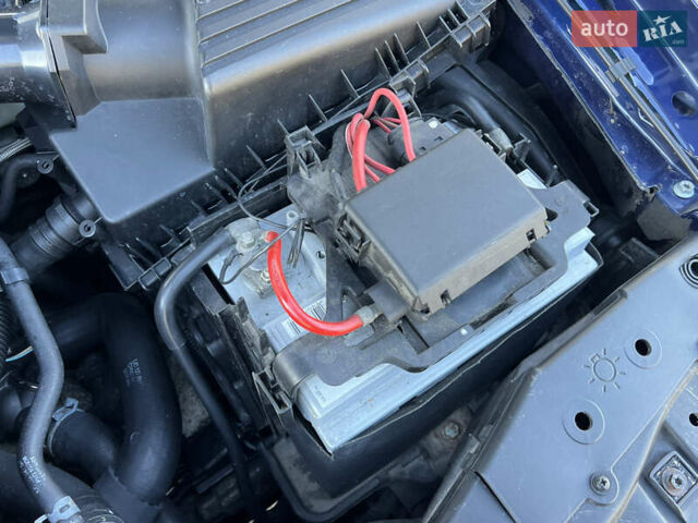 Синий Фольксваген Гольф, объемом двигателя 1.6 л и пробегом 284 тыс. км за 5350 $, фото 127 на Automoto.ua