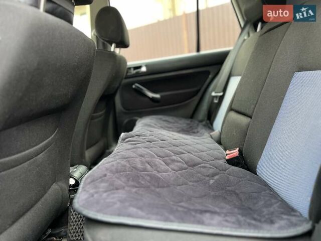 Синій Фольксваген Гольф, об'ємом двигуна 1.6 л та пробігом 315 тис. км за 3850 $, фото 30 на Automoto.ua