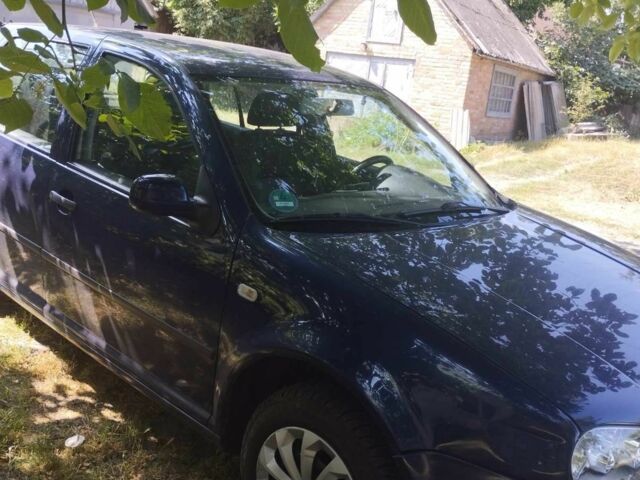 Синий Фольксваген Гольф, объемом двигателя 1.4 л и пробегом 241 тыс. км за 4200 $, фото 4 на Automoto.ua