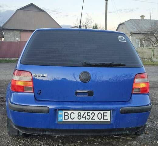 Синий Фольксваген Гольф, объемом двигателя 1.39 л и пробегом 235 тыс. км за 3200 $, фото 1 на Automoto.ua