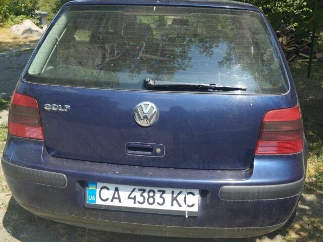Синий Фольксваген Гольф, объемом двигателя 1.4 л и пробегом 241 тыс. км за 4200 $, фото 6 на Automoto.ua