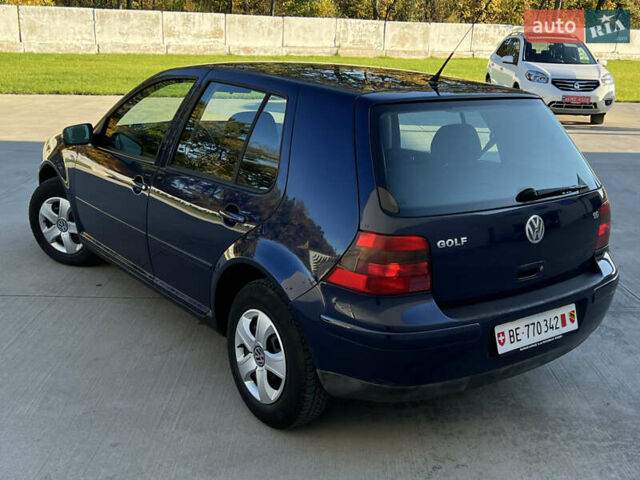 Синий Фольксваген Гольф, объемом двигателя 1.6 л и пробегом 284 тыс. км за 5350 $, фото 22 на Automoto.ua