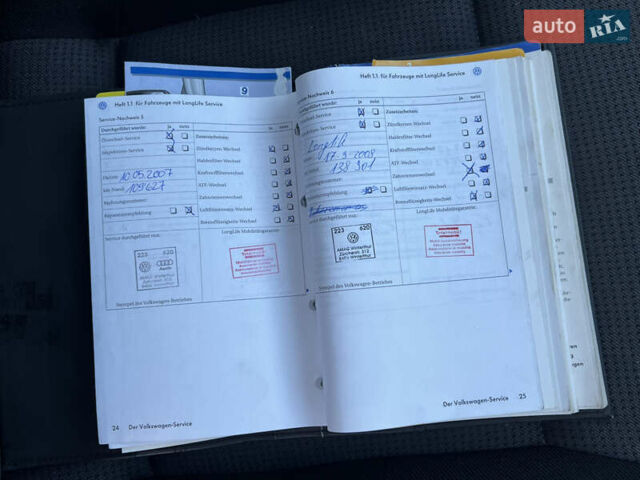Синий Фольксваген Гольф, объемом двигателя 1.6 л и пробегом 284 тыс. км за 5350 $, фото 146 на Automoto.ua
