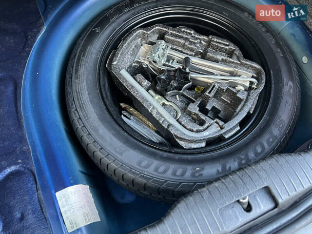 Синий Фольксваген Гольф, объемом двигателя 1.6 л и пробегом 284 тыс. км за 5350 $, фото 78 на Automoto.ua