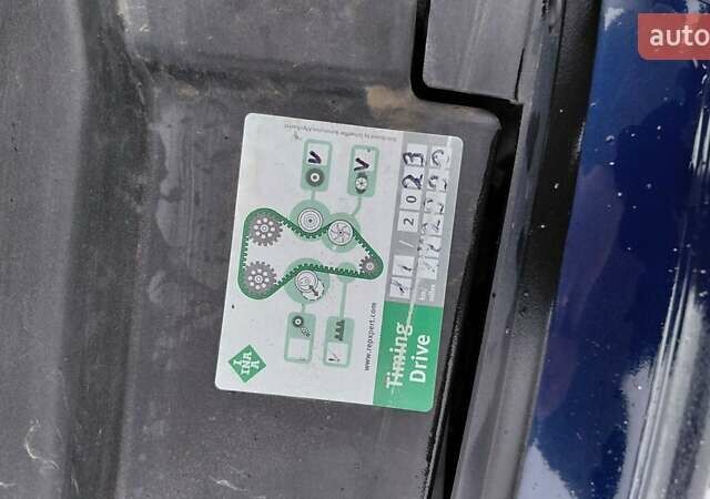 Синий Фольксваген Гольф, объемом двигателя 1.6 л и пробегом 259 тыс. км за 4000 $, фото 46 на Automoto.ua