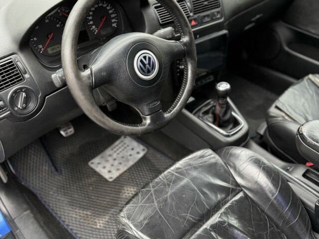 Синий Фольксваген Гольф, объемом двигателя 1.9 л и пробегом 300 тыс. км за 2900 $, фото 8 на Automoto.ua