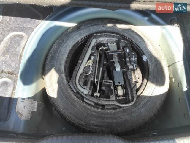 Синий Фольксваген Гольф, объемом двигателя 1.39 л и пробегом 309 тыс. км за 4500 $, фото 11 на Automoto.ua