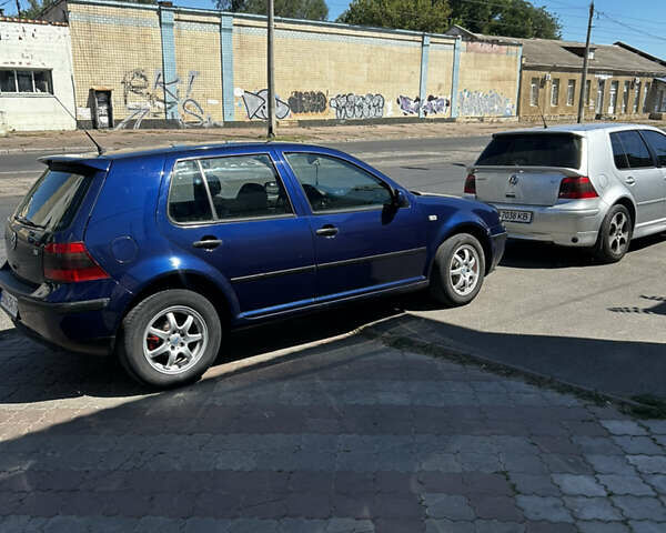 Синий Фольксваген Гольф, объемом двигателя 1.6 л и пробегом 288 тыс. км за 4400 $, фото 17 на Automoto.ua