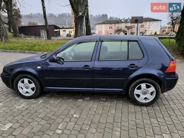 Синий Фольксваген Гольф, объемом двигателя 1.6 л и пробегом 235 тыс. км за 4700 $, фото 7 на Automoto.ua