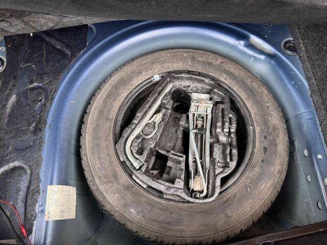 Синій Фольксваген Гольф, об'ємом двигуна 1.9 л та пробігом 342 тис. км за 2400 $, фото 12 на Automoto.ua