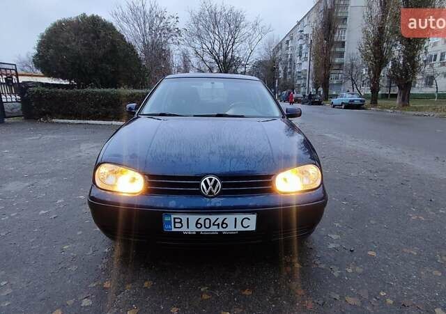 Синий Фольксваген Гольф, объемом двигателя 1.6 л и пробегом 225 тыс. км за 4700 $, фото 6 на Automoto.ua