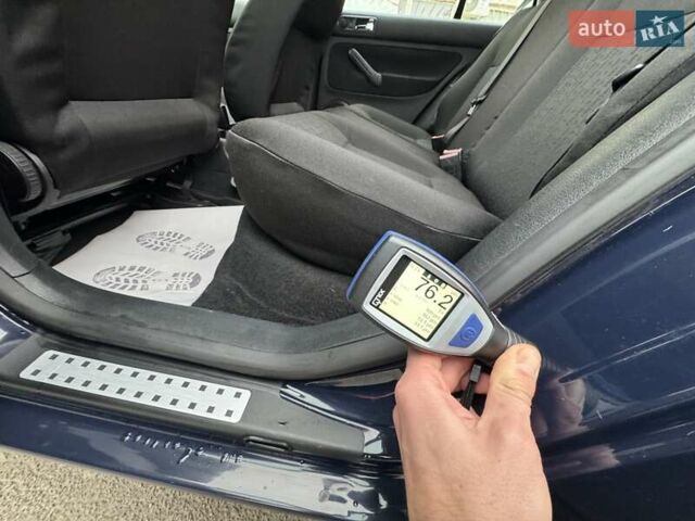 Синий Фольксваген Гольф, объемом двигателя 1.39 л и пробегом 220 тыс. км за 5150 $, фото 81 на Automoto.ua