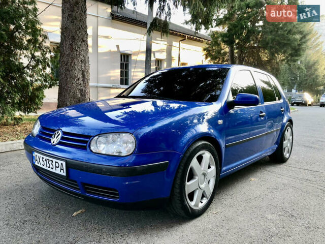 Синий Фольксваген Гольф, объемом двигателя 1.39 л и пробегом 274 тыс. км за 3850 $, фото 6 на Automoto.ua