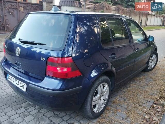 Синий Фольксваген Гольф, объемом двигателя 1.6 л и пробегом 190 тыс. км за 4390 $, фото 2 на Automoto.ua