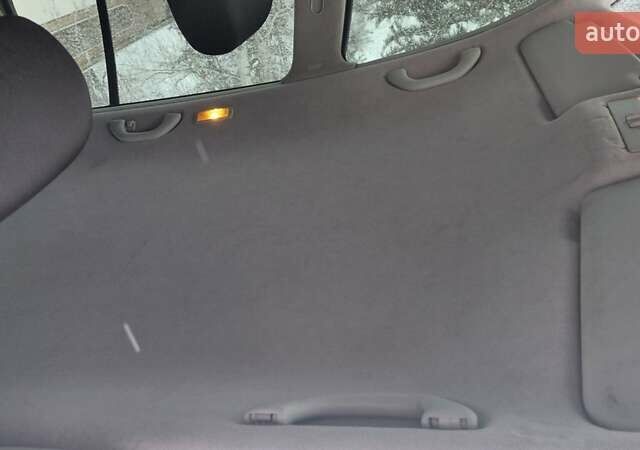 Синий Фольксваген Гольф, объемом двигателя 1.6 л и пробегом 259 тыс. км за 4000 $, фото 26 на Automoto.ua