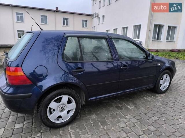 Синий Фольксваген Гольф, объемом двигателя 1.6 л и пробегом 235 тыс. км за 4700 $, фото 9 на Automoto.ua