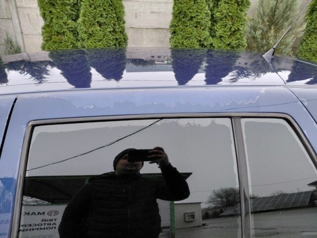 Синий Фольксваген Гольф, объемом двигателя 1.4 л и пробегом 244 тыс. км за 3700 $, фото 3 на Automoto.ua