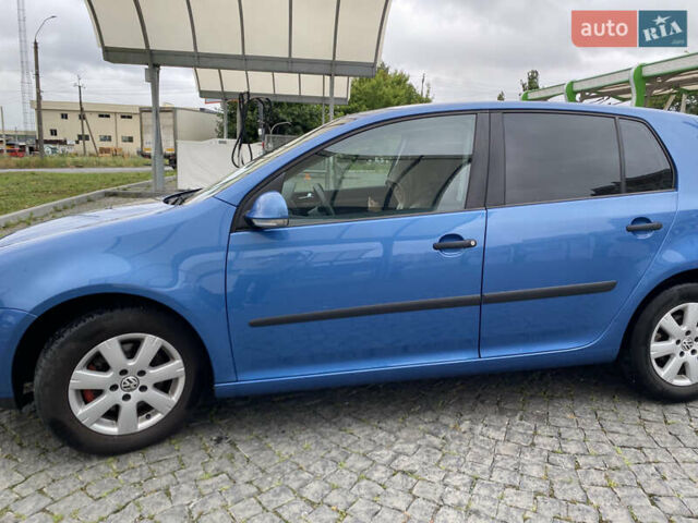 Синий Фольксваген Гольф, объемом двигателя 1.6 л и пробегом 178 тыс. км за 4900 $, фото 3 на Automoto.ua