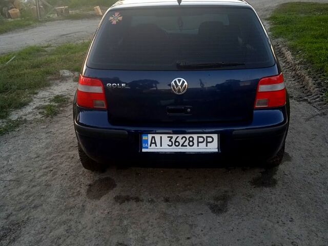 Синий Фольксваген Гольф, объемом двигателя 1.4 л и пробегом 140 тыс. км за 4600 $, фото 4 на Automoto.ua