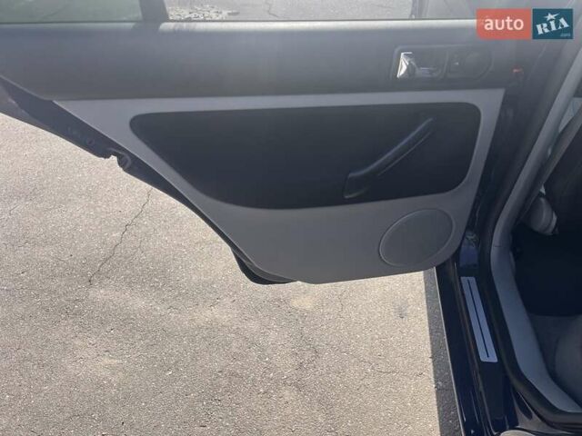 Синій Фольксваген Гольф, об'ємом двигуна 1.6 л та пробігом 257 тис. км за 4999 $, фото 22 на Automoto.ua