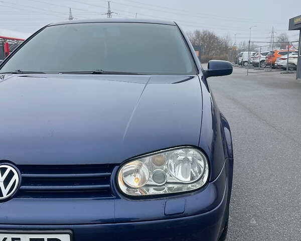 Синий Фольксваген Гольф, объемом двигателя 1.6 л и пробегом 218 тыс. км за 5100 $, фото 7 на Automoto.ua