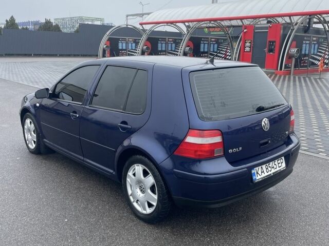 Синий Фольксваген Гольф, объемом двигателя 1.6 л и пробегом 218 тыс. км за 5100 $, фото 5 на Automoto.ua