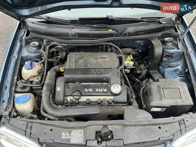 Синий Фольксваген Гольф, объемом двигателя 1.4 л и пробегом 274 тыс. км за 4900 $, фото 3 на Automoto.ua