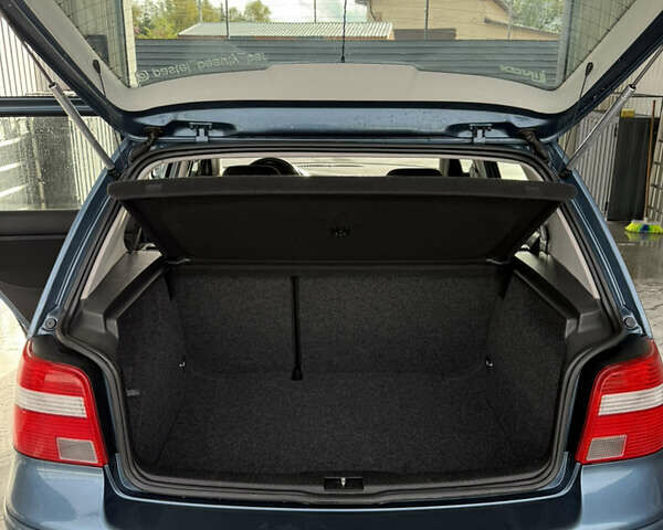 Синий Фольксваген Гольф, объемом двигателя 1.39 л и пробегом 183 тыс. км за 5150 $, фото 52 на Automoto.ua