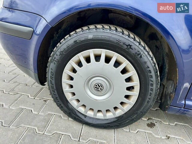 Синий Фольксваген Гольф, объемом двигателя 1.6 л и пробегом 190 тыс. км за 4300 $, фото 14 на Automoto.ua