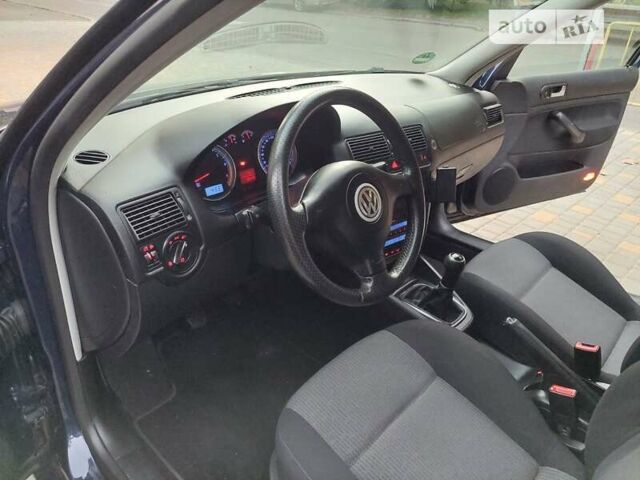 Синий Фольксваген Гольф, объемом двигателя 1.6 л и пробегом 167 тыс. км за 5777 $, фото 51 на Automoto.ua
